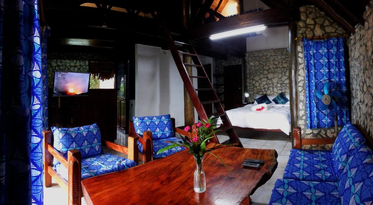 Treetops Boutique Hotel & Bungalows ポートビラ エクステリア 写真